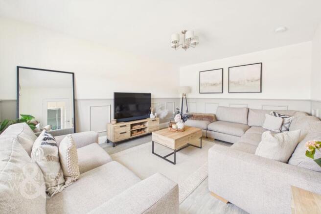 4 bed property, in Daffodil Place, £475,000