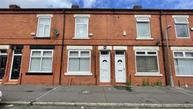 2 bed property, in 19 Romney Street, £140,000