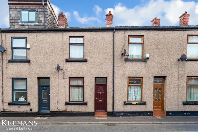 2 bed property, in Well I Th Lane, £135,000