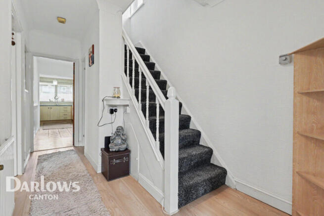 3 bed property, in Charteris Road, £275,000