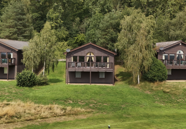 3 bed property, in Golf Course View, £270,000