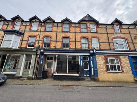 6 bed property, in The Old Post Office, £140,000