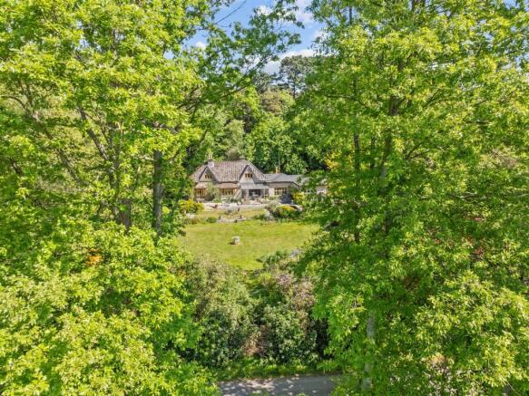4 bed property, in Carey, £1,175,000