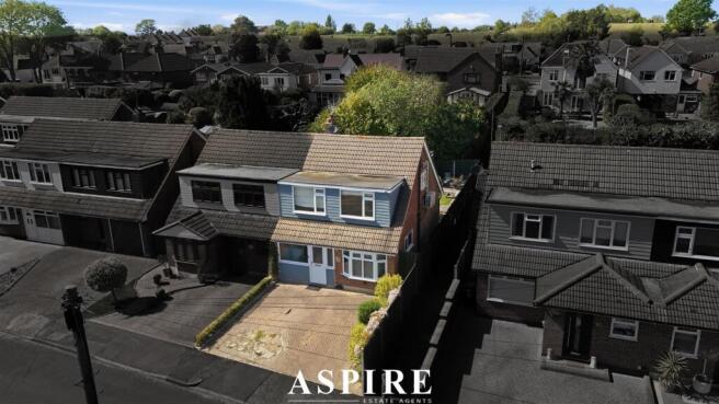 3 bed property, in Nelson Gardens, £425,000