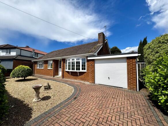 3 bed property, in 16 Mayfield Crescent Louth LN11 8EQ, £225,000