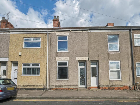 3 bed property, in 57 Donnington Street, £15,000