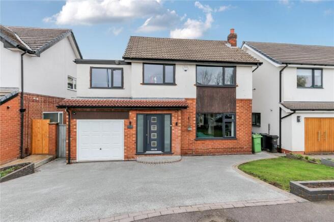 4 bed property, in Cringle Drive, £525,000