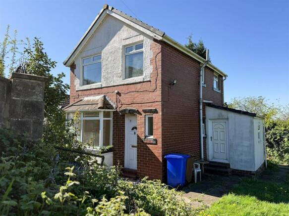 4 bed property, in Ambleside Place, £190,000