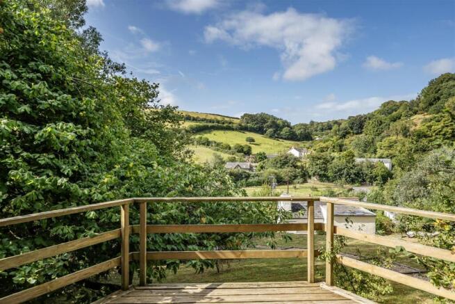 2 bed property, in Muddiford, £340,000