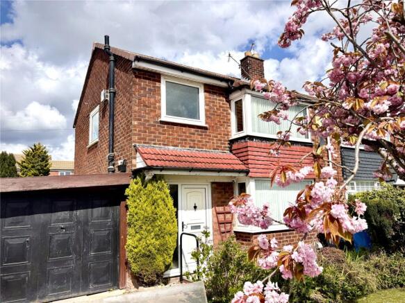 3 bed property, in Warrington Road, £235,000