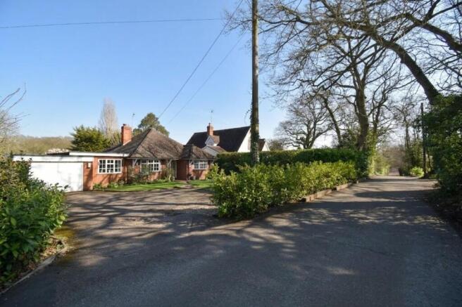 3 bed property, in Fir Tree Lane, £875,000