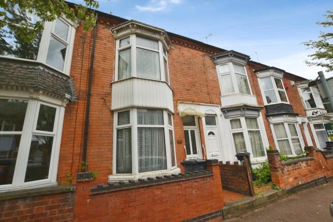 2 bed property, in Norman Street, £180,000
