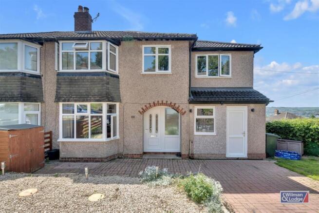 4 bed property, in Southfield Drive, £255,000