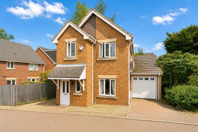 2 bed property, in Remus Close, £600,000