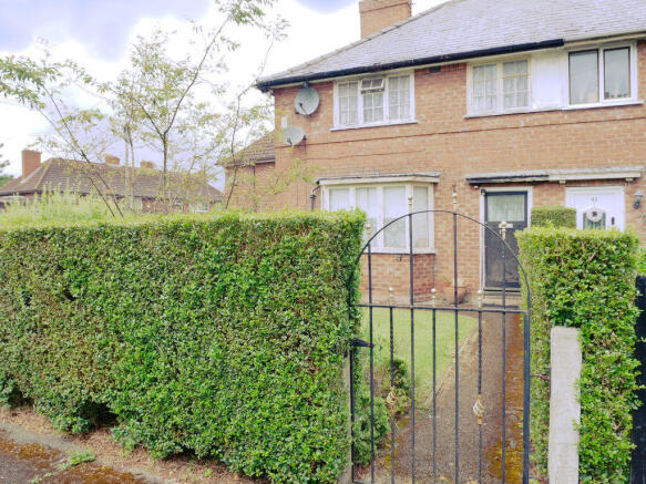 3 bed property, in Shannon Road, £200,000