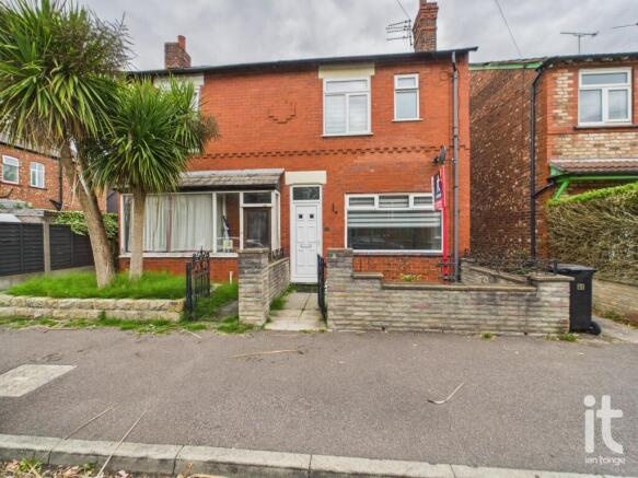 3 bed property, in Dial Road, £249,995