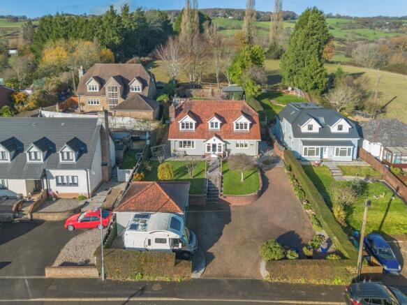 4 bed property, in Tregarn Road, £750,000