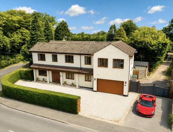 6 bed property, in Balsall Common, £1,250,000