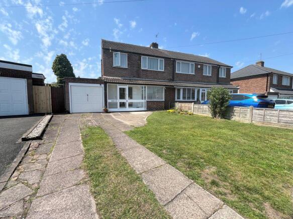 3 bed property, in Elmtree Road, £315,000