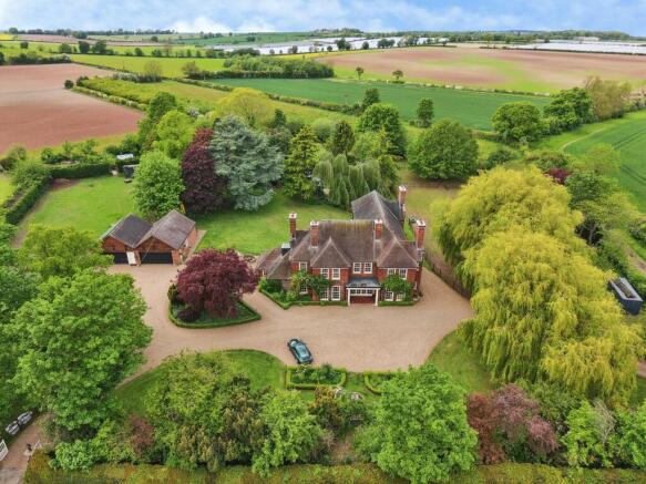 7 bed property, in Eastfield House, £1,100,000