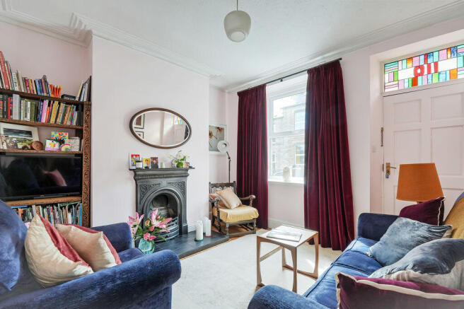 3 bed property, in Freedom Road, £270,000