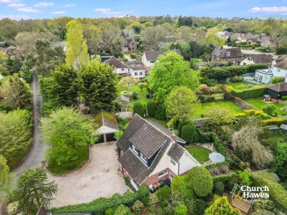 4 bed property, in Darcy Rise, £900,000