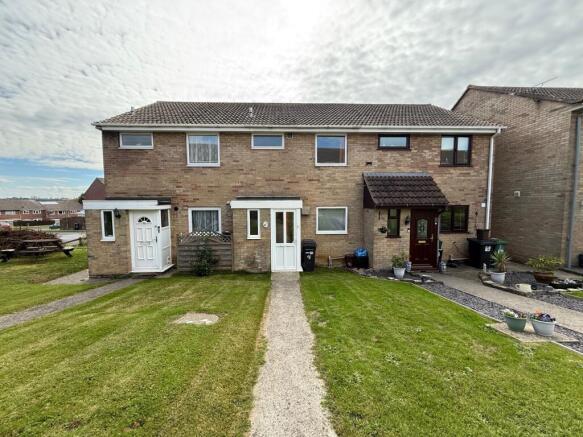 3 bed property, in Runnymede Road, £160,000