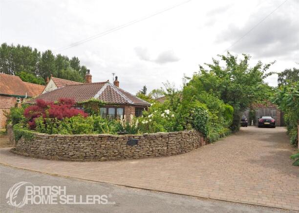 5 bed property, in Humberside, £410,000