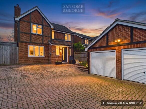 4 bed property, in Warblington Close, £550,000