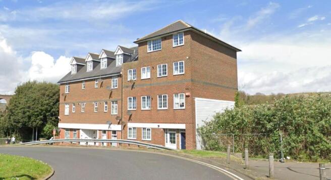 11 bed property, in 16 Grace Hill, £580,000
