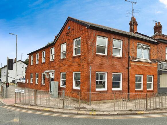 7 bed property, in Springfield Road, £650,000
