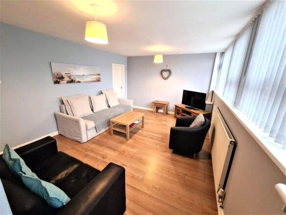 3 bed property, in Brownshill Green Road, £150,000