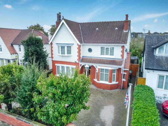 5 bed property, in Bibby Road, £525,000