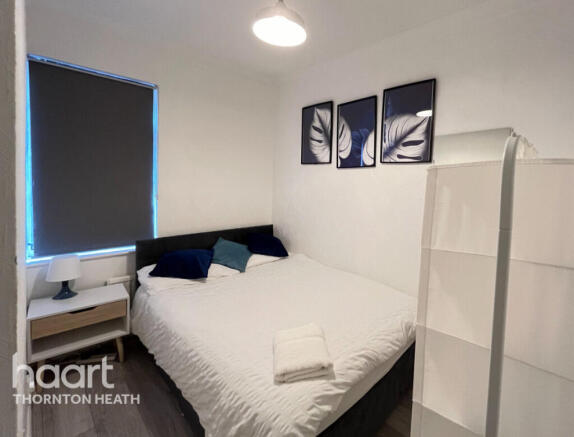 2 bed property, in Northborough Road, £415,000