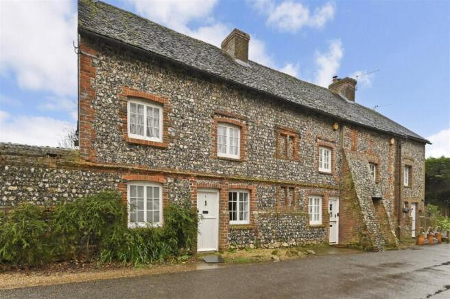 3 bed property, in Church Lane, £310,000