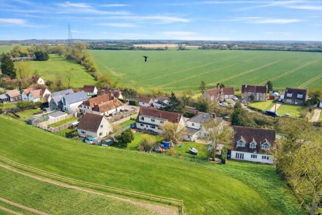 4 bed property, in North End, £550,000