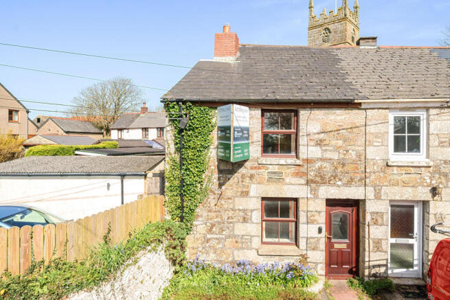 2 bed property, in Sithney, £90,000