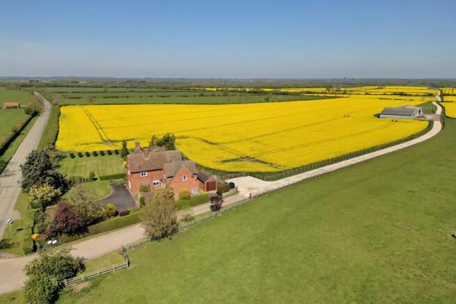 Land, in Hammonds House Farm & Waylands Farm, £5,600,000