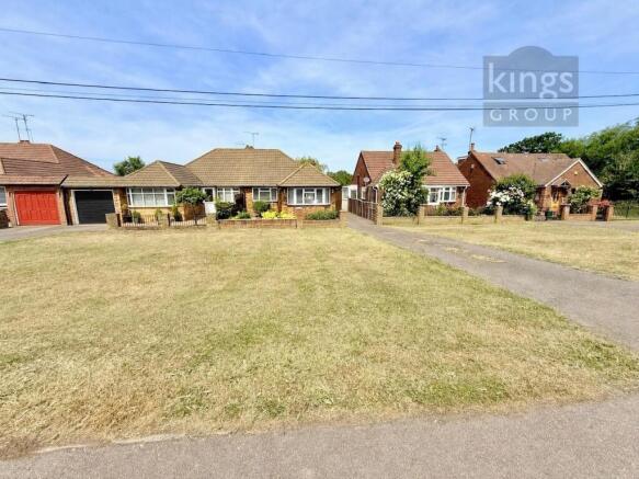 3 bed property, in Pick Hill, £525,000