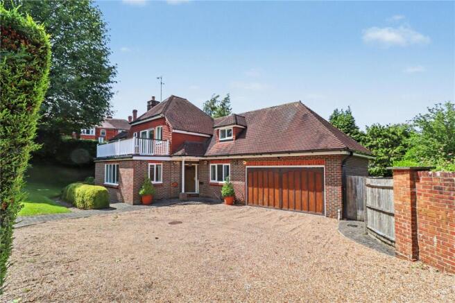 5 bed property, in Lewes Road, £825,000