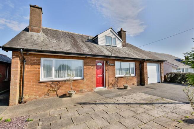 5 bed property, in Preston Road, £475,000