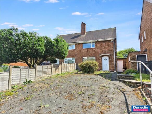 2 bed property, in Adstone Grove, £170,000