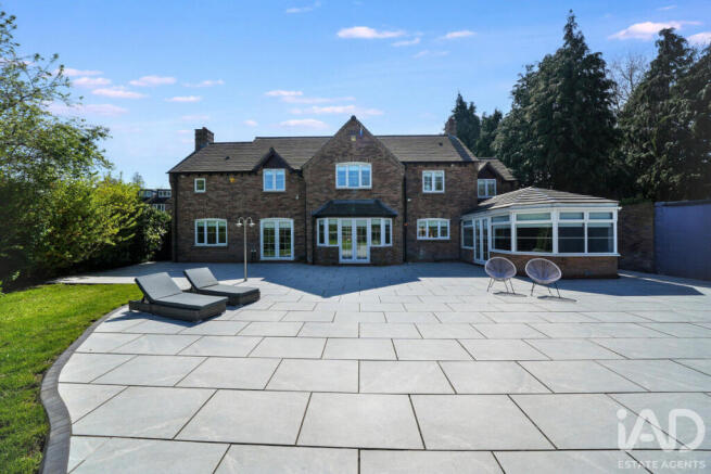 4 bed property, in Blake Street, £1,250,000