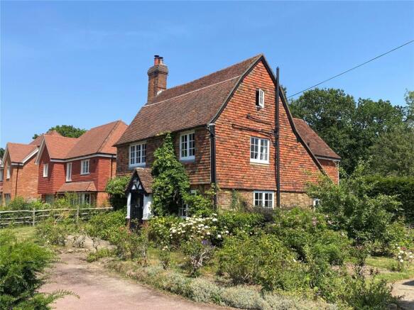 4 bed property, in Maidstone Road, £950,000