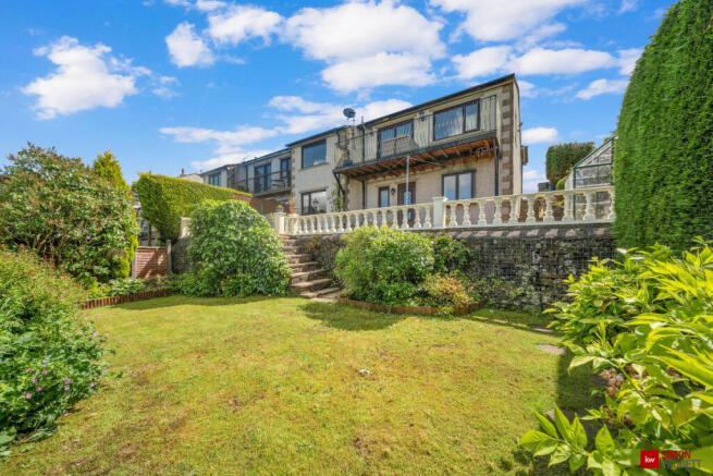 3 bed property, in Horncliffe Heights, £275,000