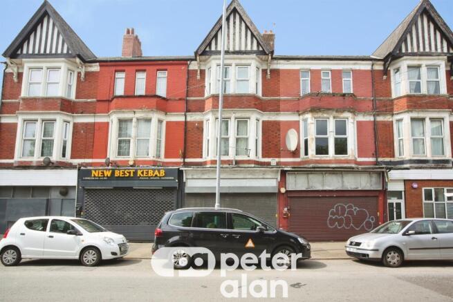 5 bed property, in Corporation Road, £315,000