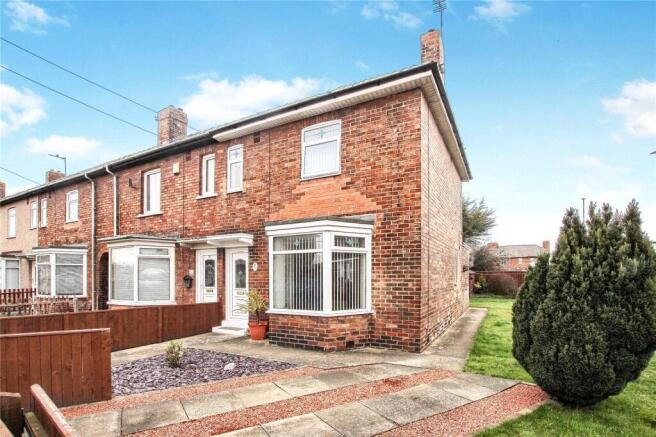 3 bed property, in Essex Crescent, £120,000