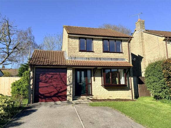 3 bed property, in Southgate Drive, £308,500