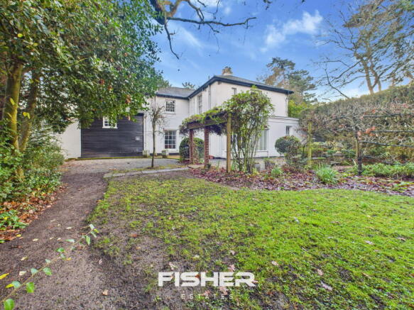 6 bed property, in High Wych Road, £1,700,000