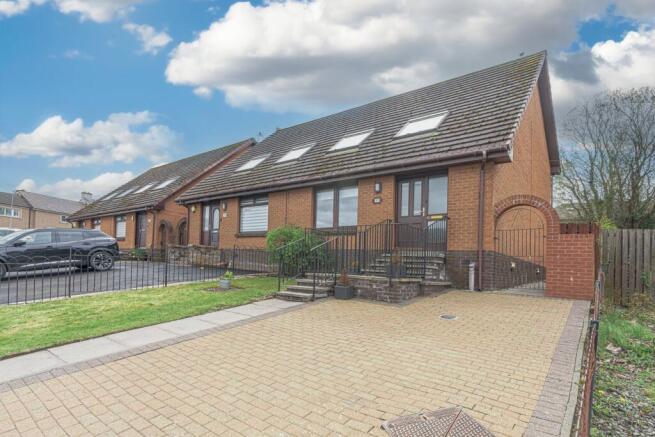 3 bed property, in Whitehall Avenue, £184,950